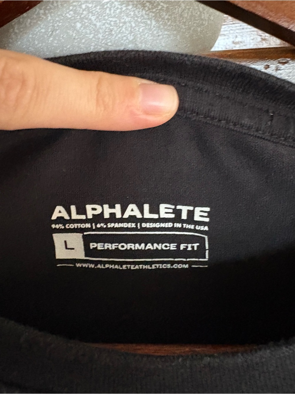 Alphalete Men's Black Performance Fit Logo Gym Workout T-Shirt L - Picture 2 of 4